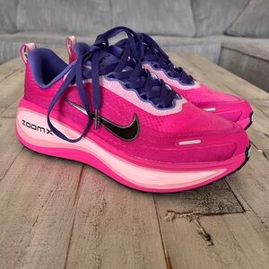 Nike Vomero Plus Running Shoes